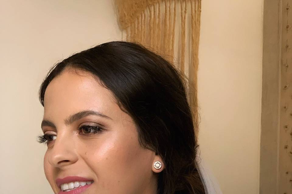 Adriana Calero Makeup Artist
