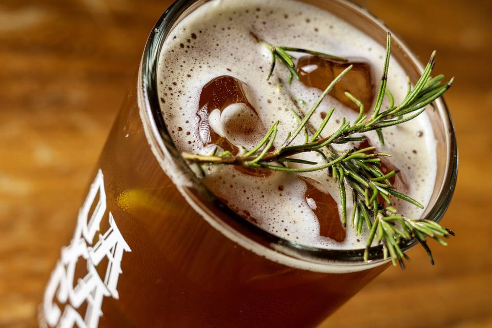 Vermouth 61 + Cerveza Dunkel