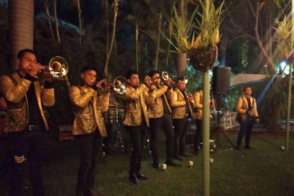 Banda Lago Negro