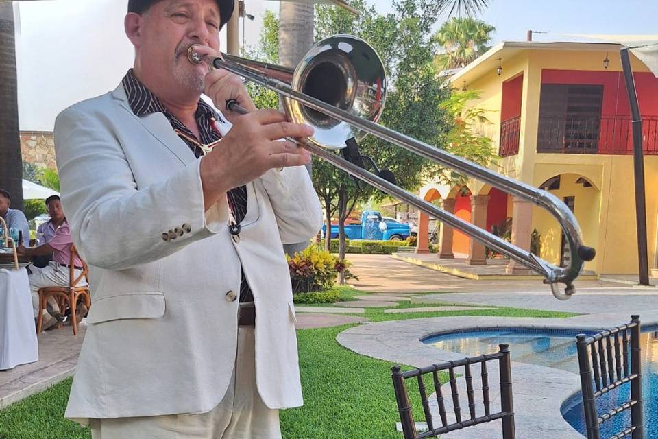 Trombón