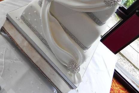 Sophi Art Cake