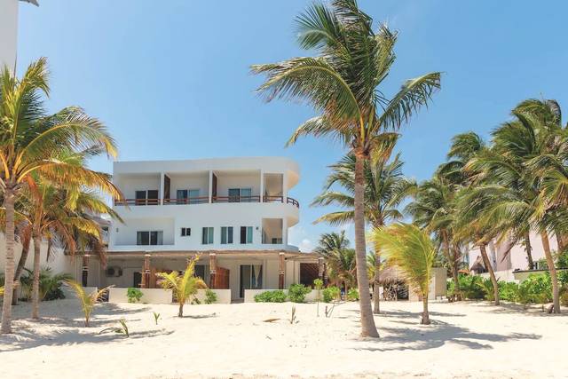 Arenika Beach House