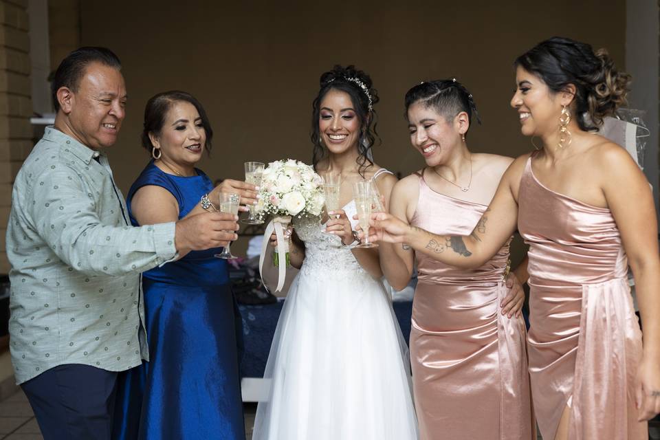 El brindis por la novia