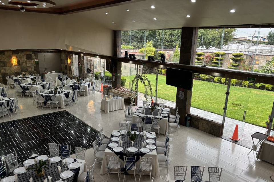 Vista salón-jardín