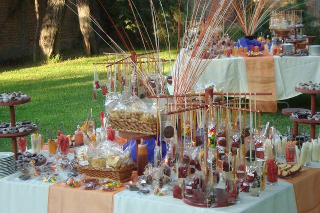 Hot Candy Bar