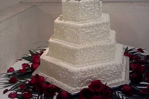 Pastel  merengue y flor