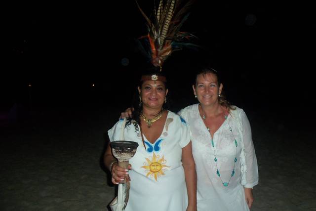 Con la sacerdotisa Maya