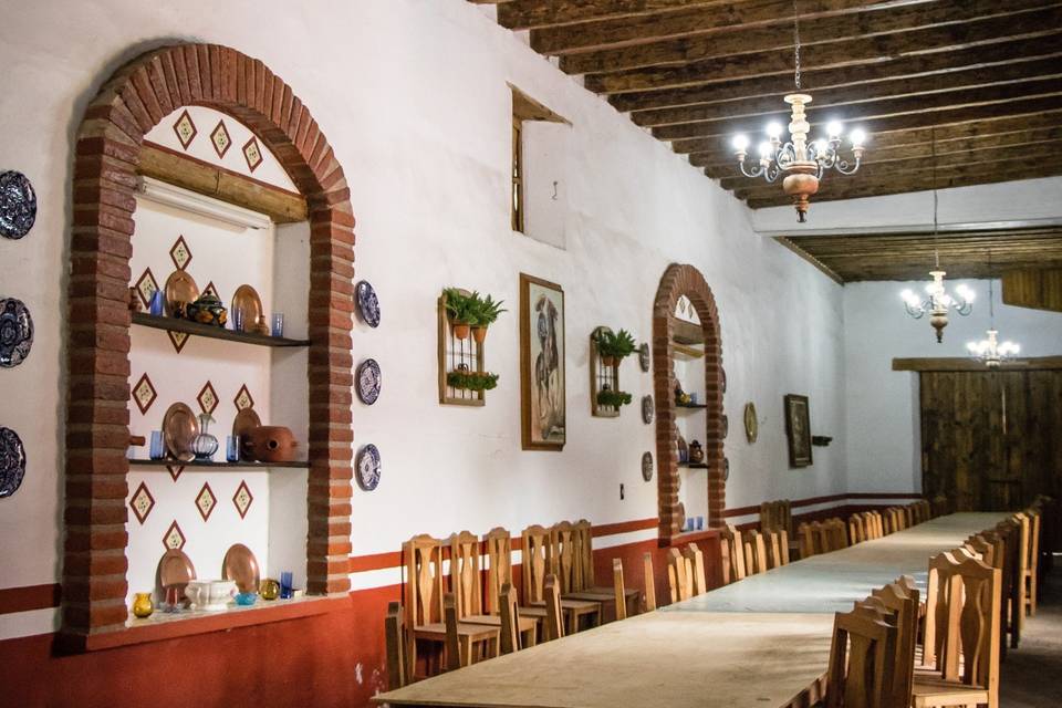 Salón Doña Rosy