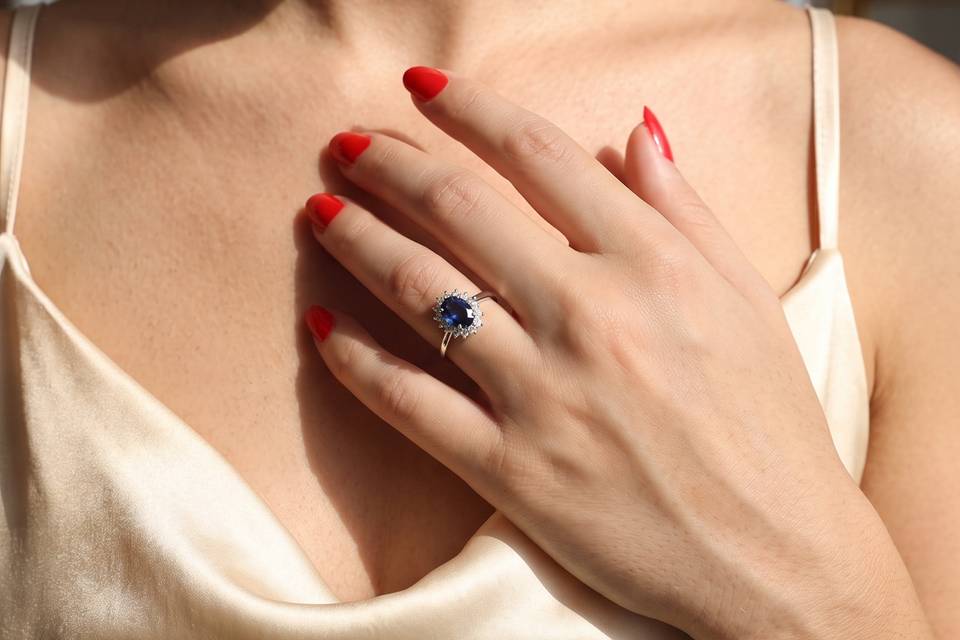 Anillo con Zafiro Natural