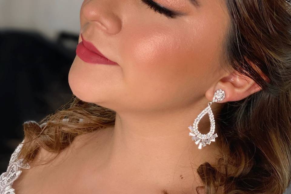 Abby Díaz Makeup