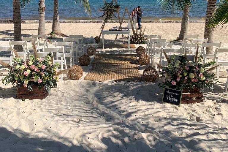 Delicious Tropical Events