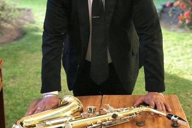 Andres Ramírez Saxofonista