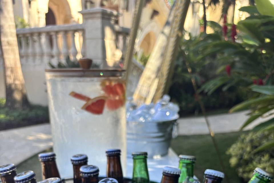 Tinas de cerveza de bienvenida