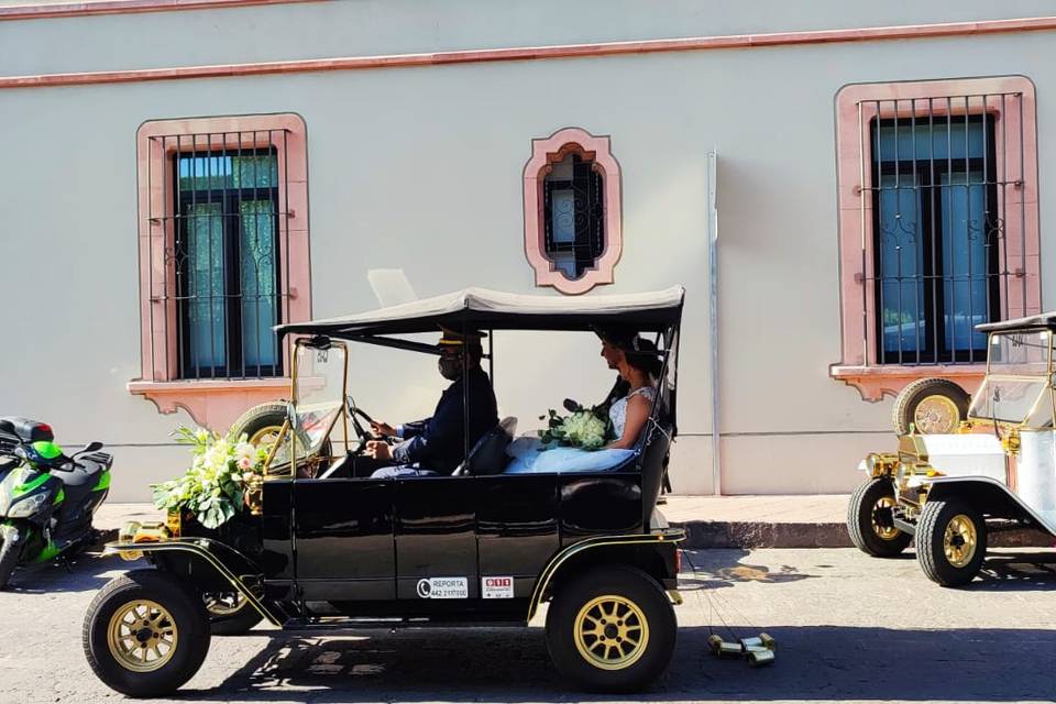 Los novios y la familia