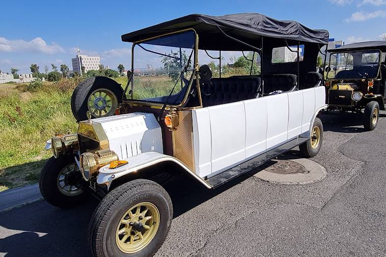 Coche clásico blanco