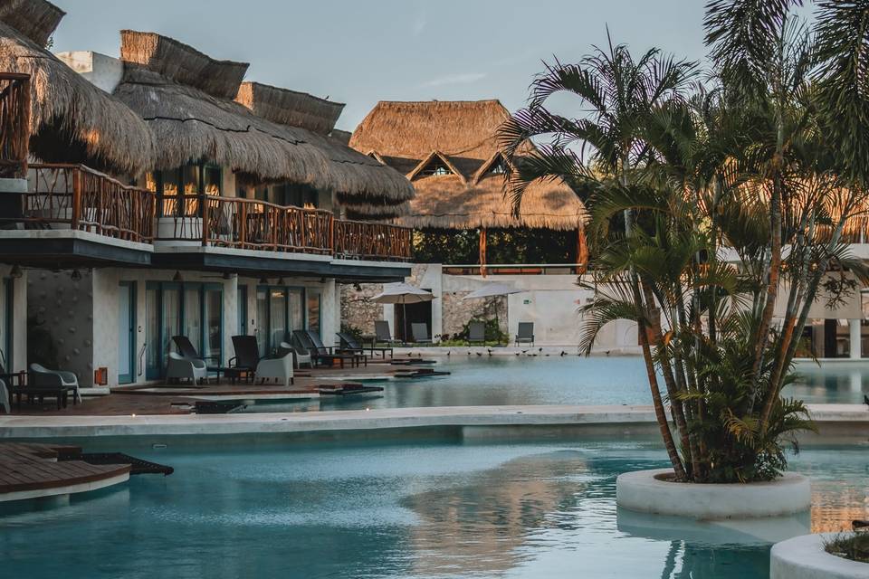 Hotel áreas piscina