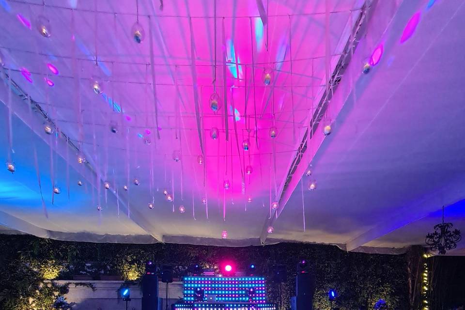 Wedding dj y decor