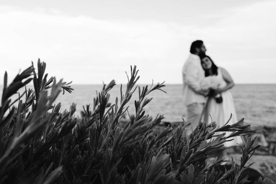 Foto en blanco y negro de pareja