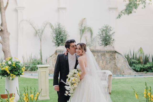 Abril y Christian- Coord.