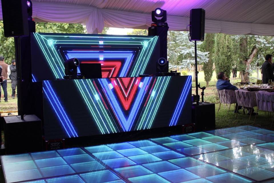 Dj con pantalla
