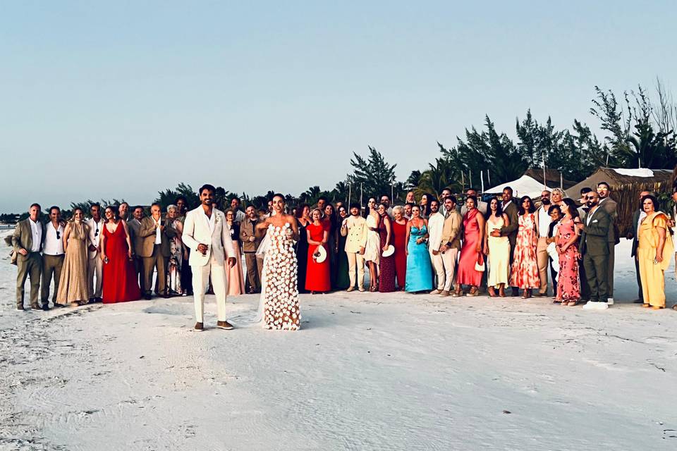 Novios e invitados