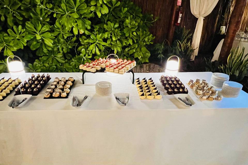 Petit Four
