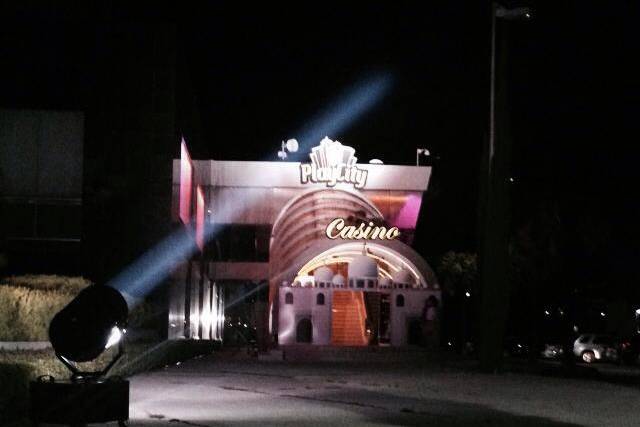 Iluminación evento Play City