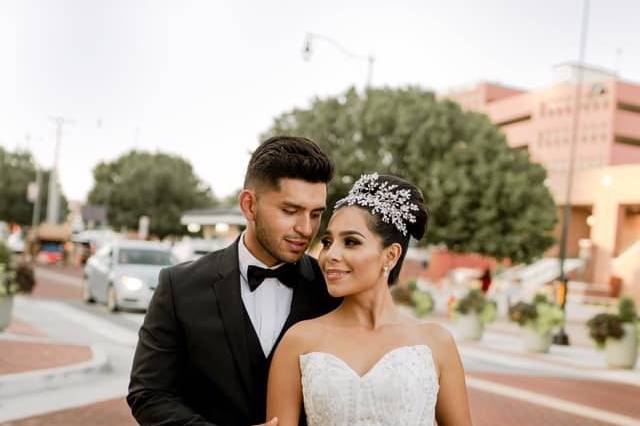 Vestido de novia con guipur