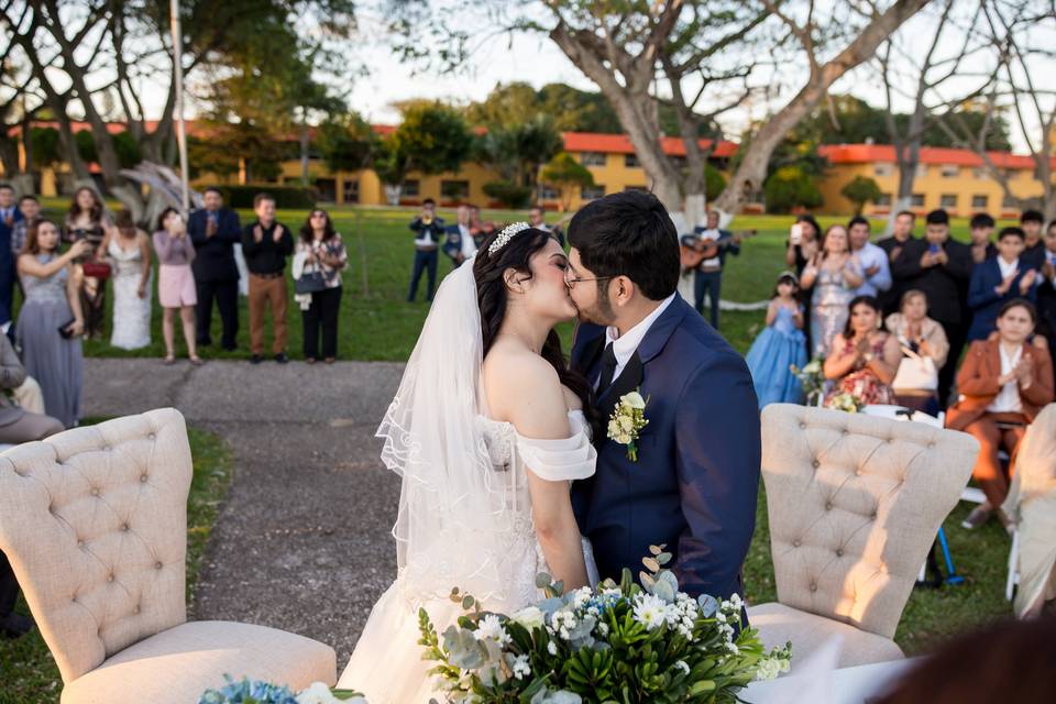 Bodas