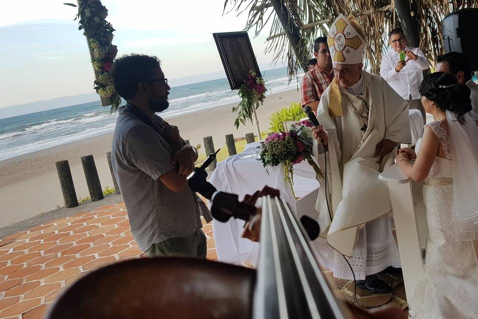 Saxofón y cantante para bodas