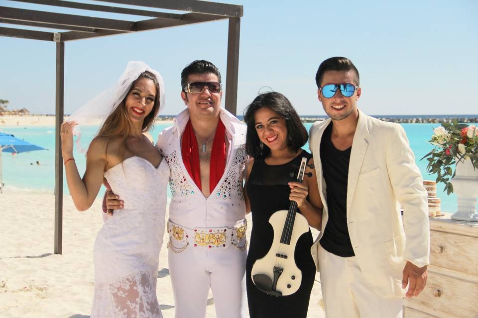 Boda en playa con música