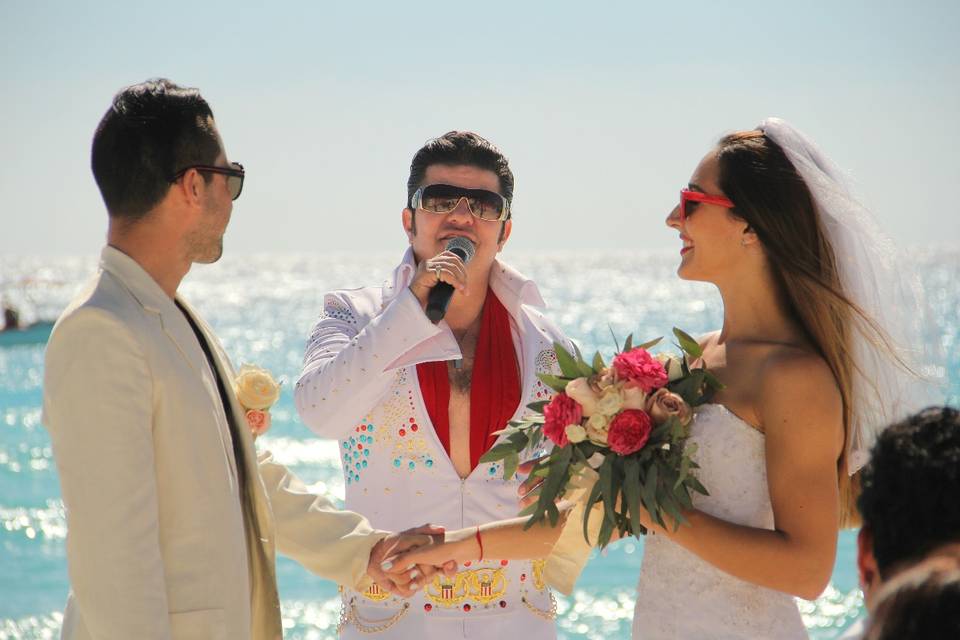 Matrimonio concedido por elvis