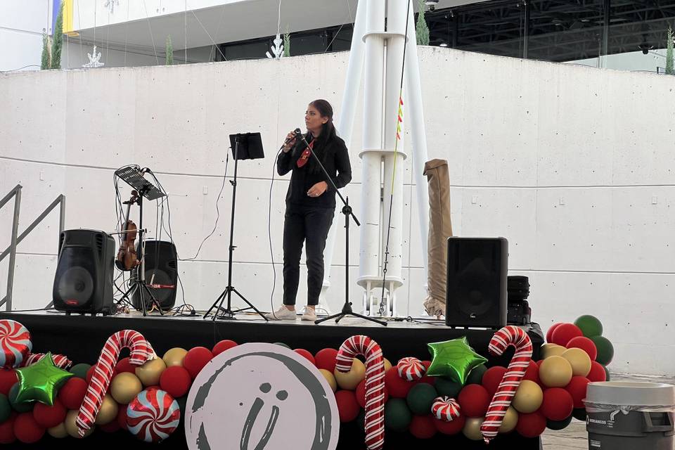Tocando en el escenario
