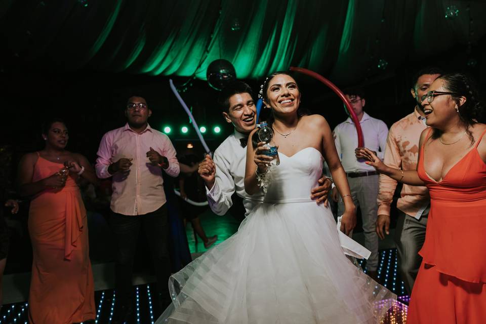 Cobertura de boda con fotos y video