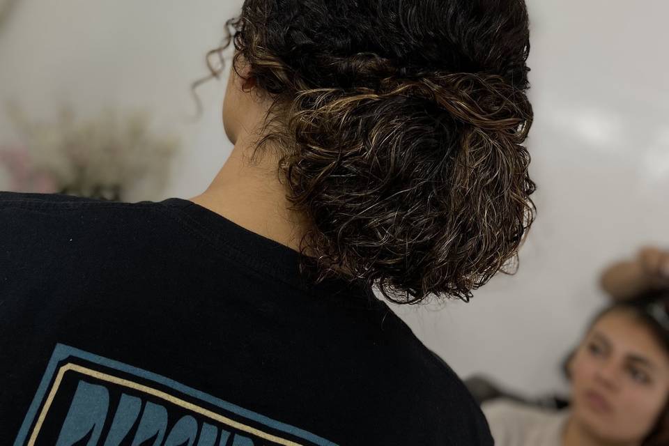 Peinado en cabello rizado