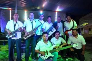 Grupo Musical Bandolero