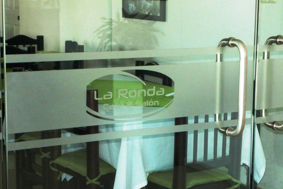 Café & Salón La Ronda