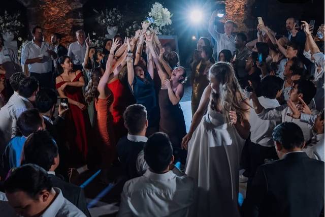 FIESTA ALEKSA
