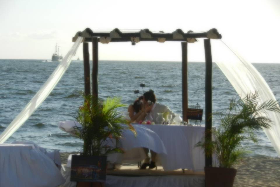 Wedding beach romance