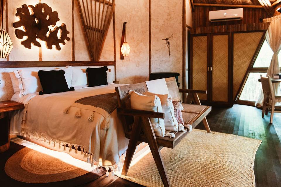 MASTER SUITE