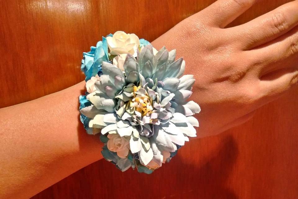 L&A Corsages