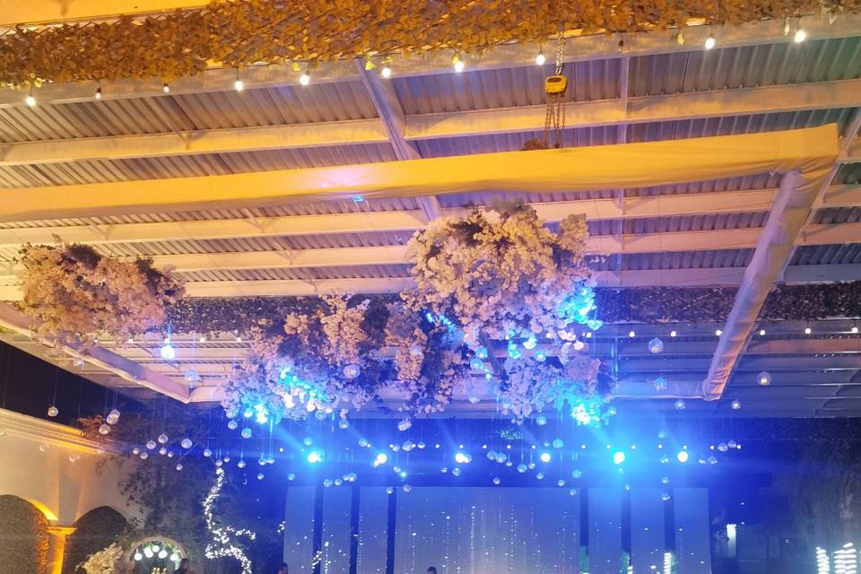Salón iluminado