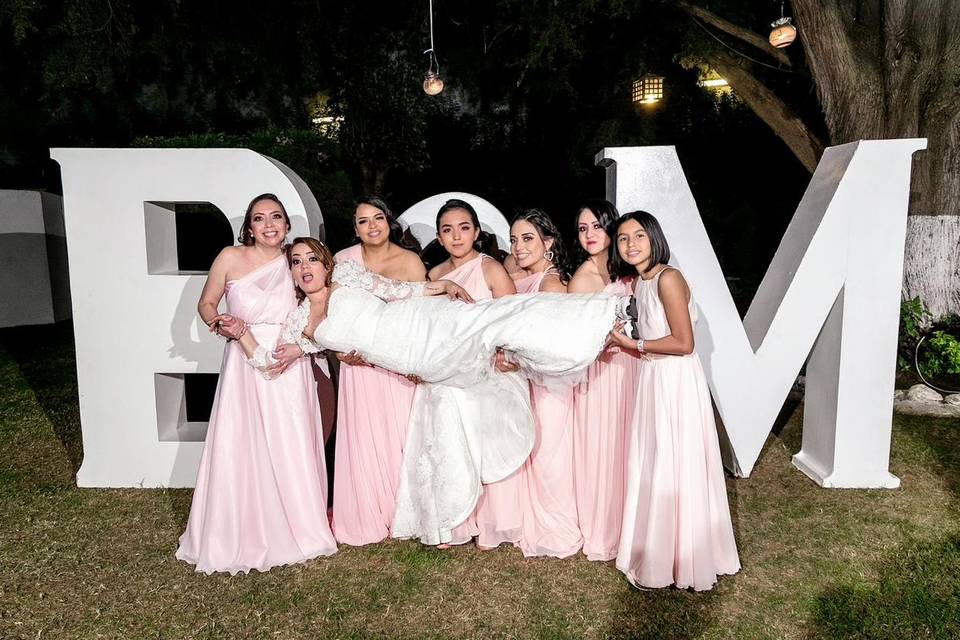 Boda jardín piscina