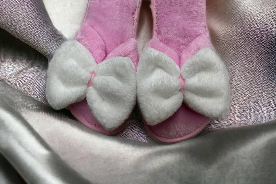 Pantufla afelpada doble moño