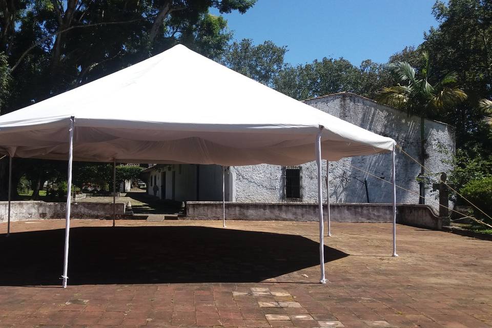 Carpa octagonal