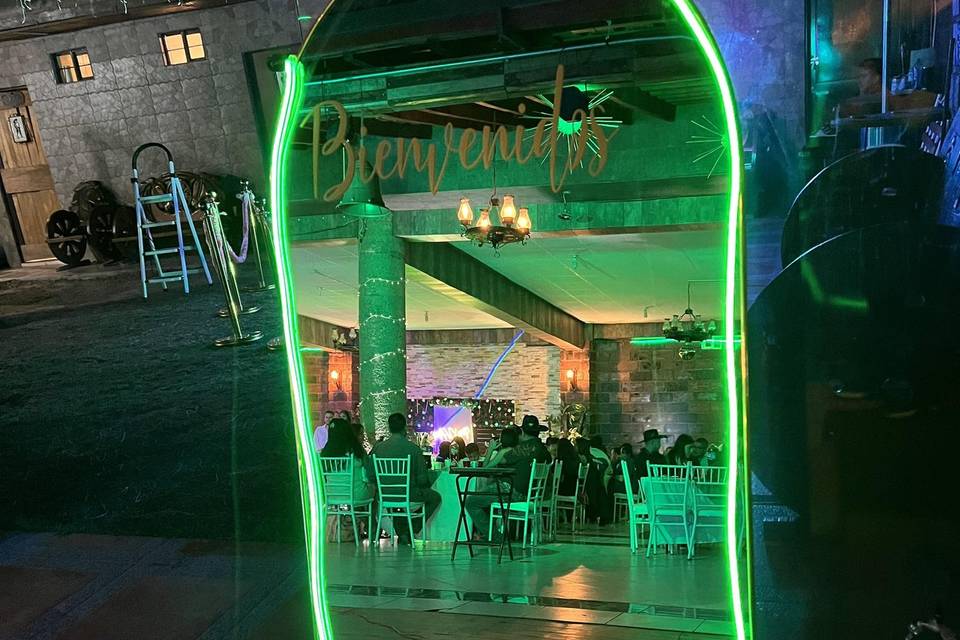 Espejo de bienvenida 4