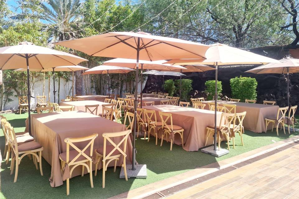 Jardín de día