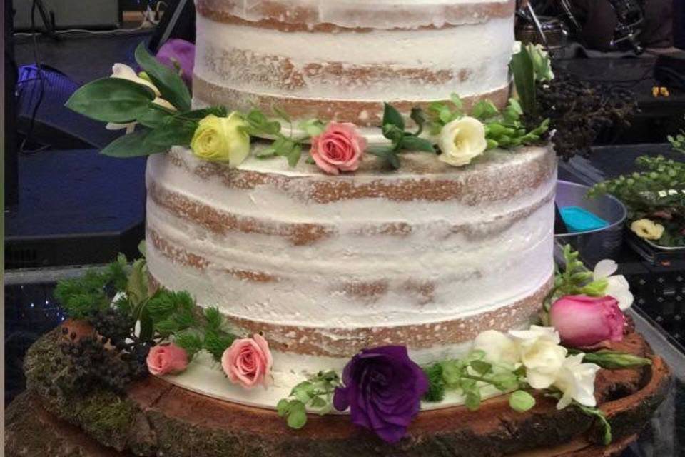 Naked cake