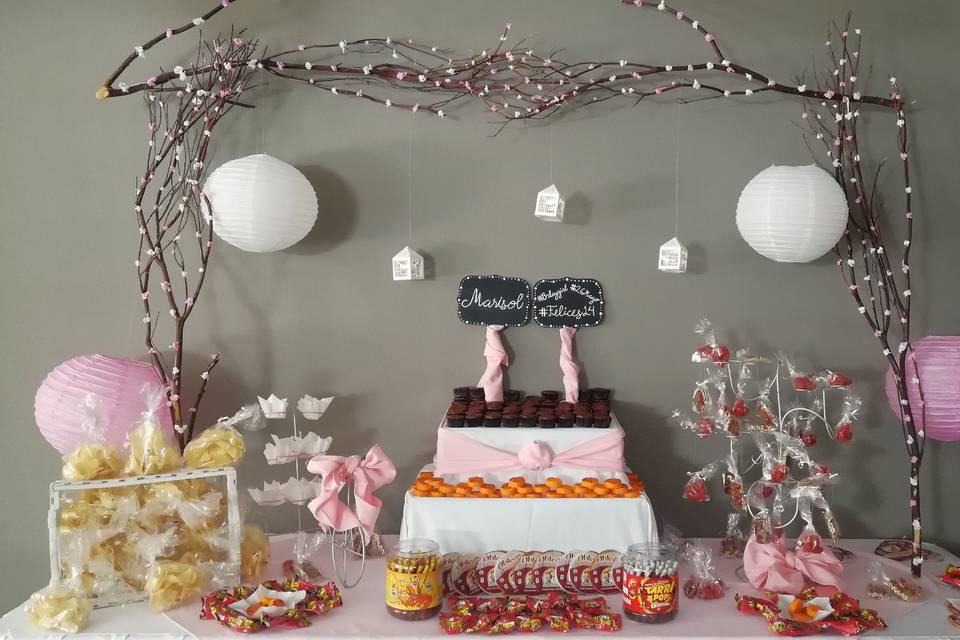 Mesa de dulces platino