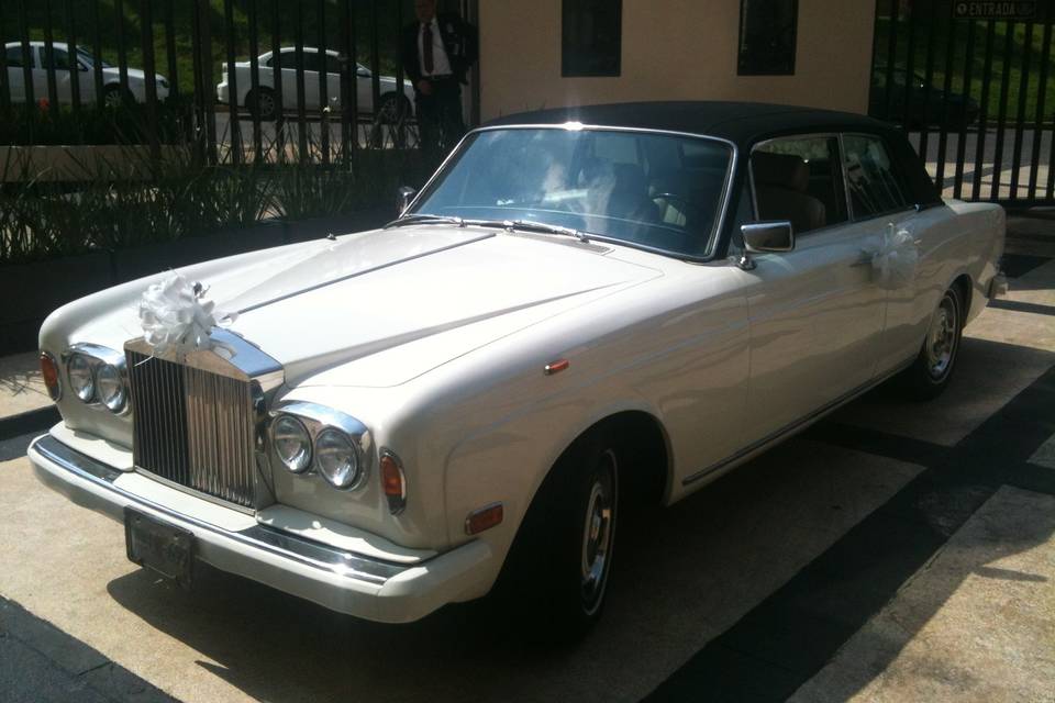 Rolls Royce Corniche